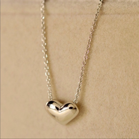 SILVER HEART DAINTY NECKLACE - Picture 3 of 6